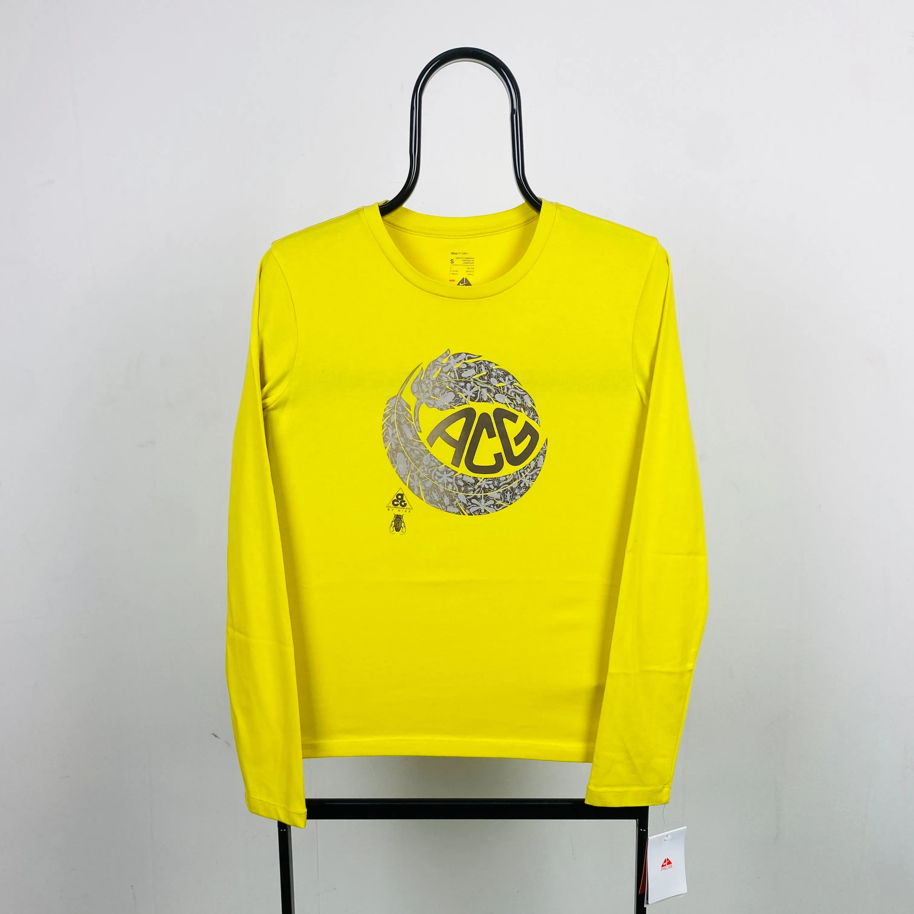 00s Nike ACG Long Sleeve T-Shirt Yellow Medium