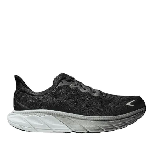    6  Hoka Arahi 6 Wide 1123196/BWHT