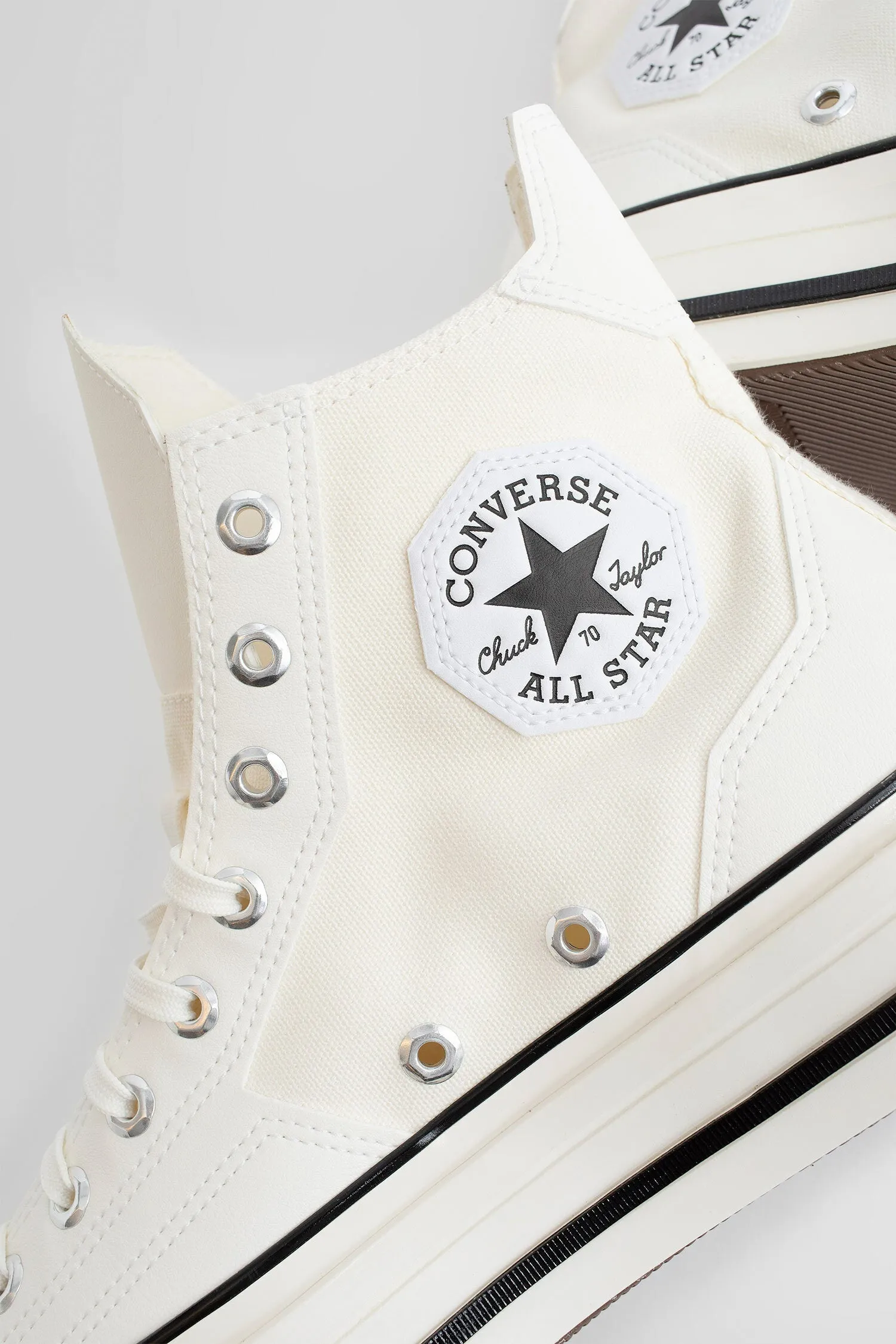 converse chuck 70 de luxe squared hi sneakers