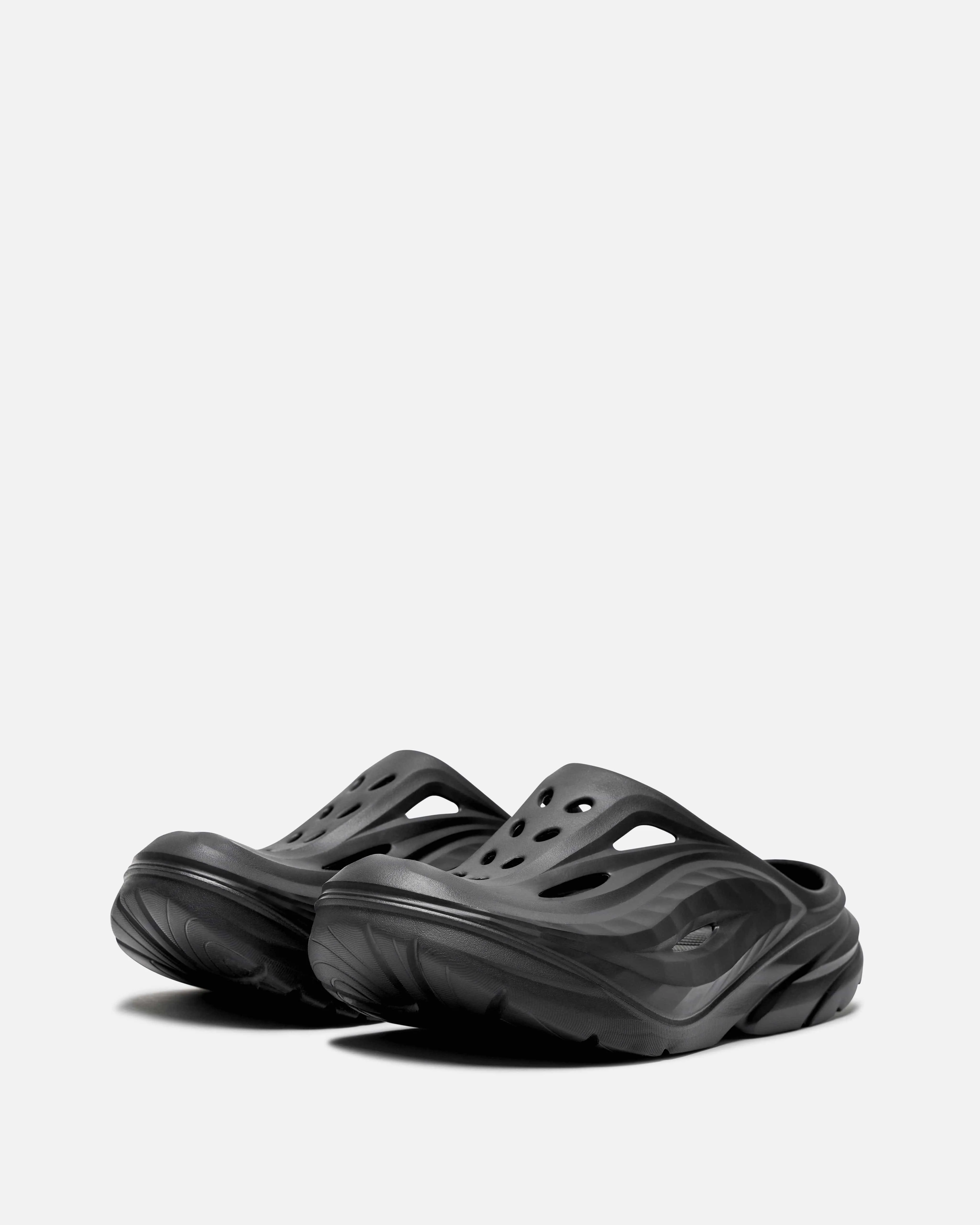 HOKA U Ora Recovery Mule in Black