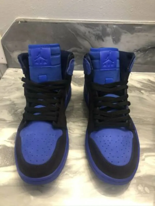 Nike air jordan 1 high custom painted blue void women’s 11/men’s 9.5