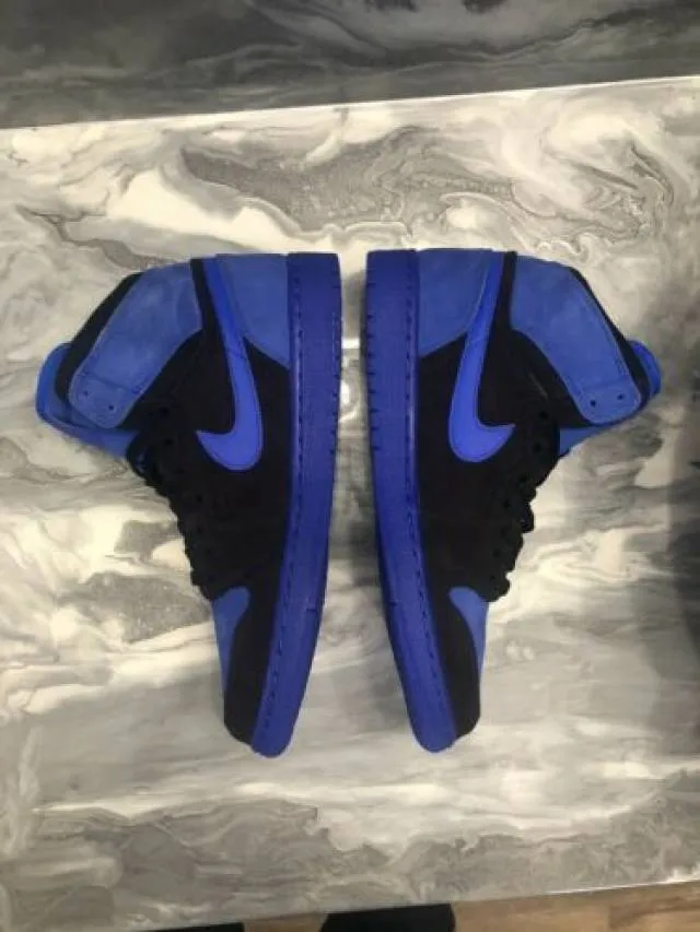 Nike air jordan 1 high custom painted blue void women’s 11/men’s 9.5