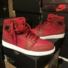 Nike air jordan 1 retro red elephant print gym red white