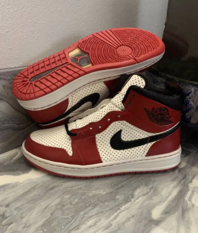 Nike air jordan alpha 1 chicago red & white men’s 8.5