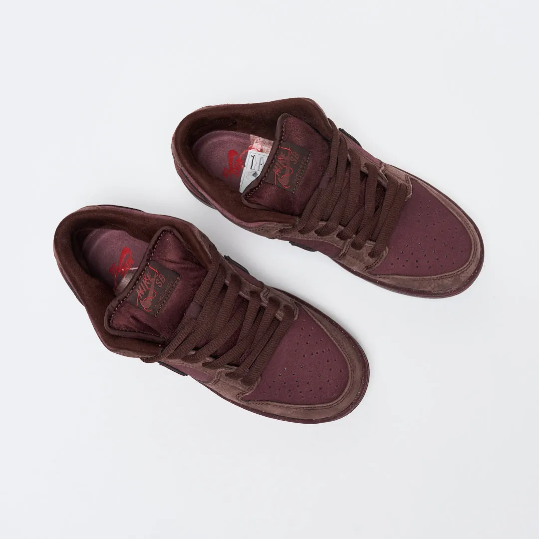 Nike SB - Dunk Low Premium (Burgundy Crush) City Of Love