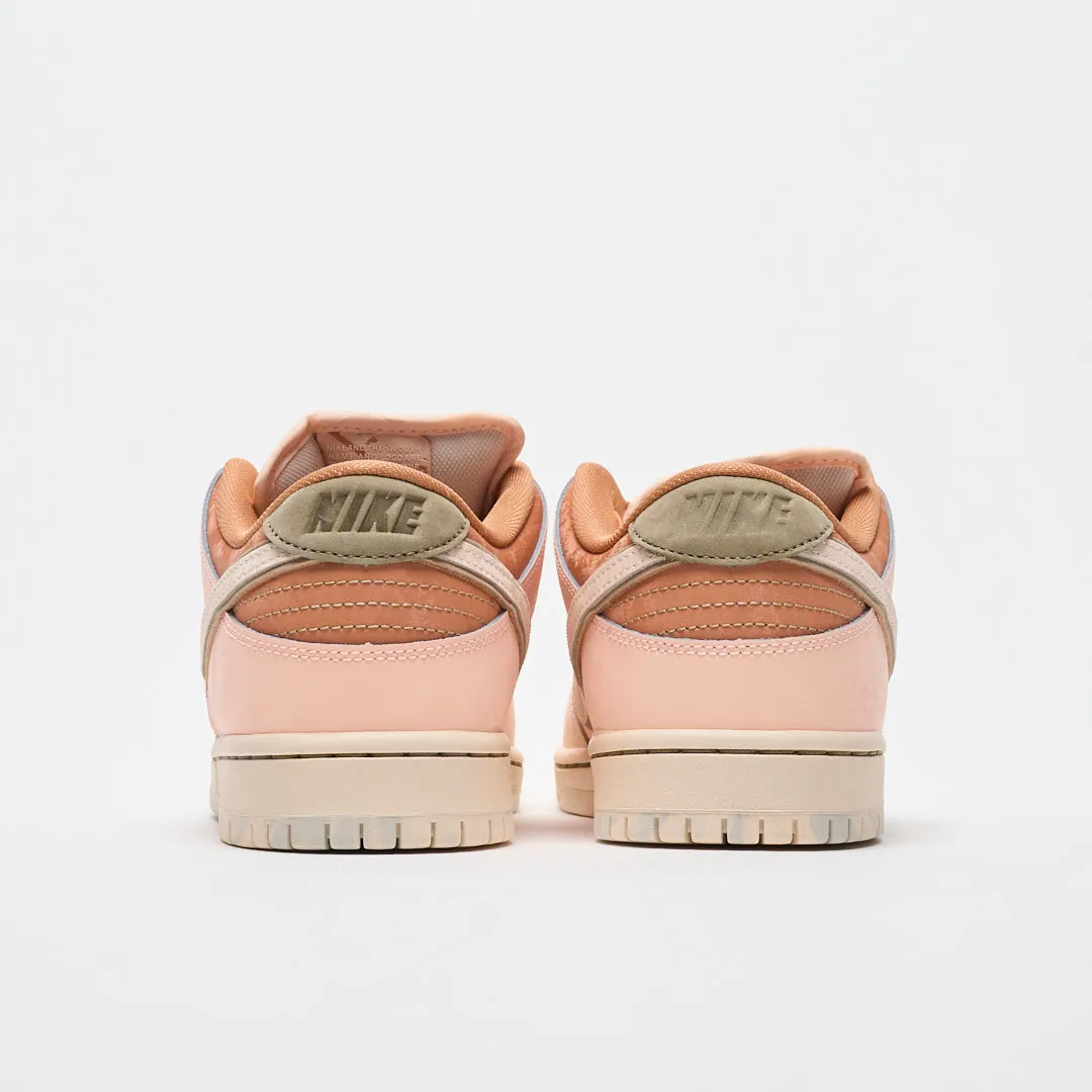 Nike SB - Dunk Low Premium Trocadero Gardens (Amber Brown/Guava ice)