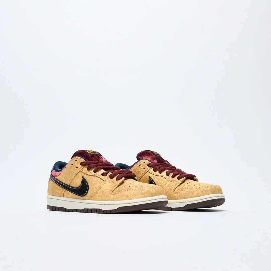 Nike SB - Dunk Low Pro City of Cinema (Celestial gold/Black-Dark Team Red)