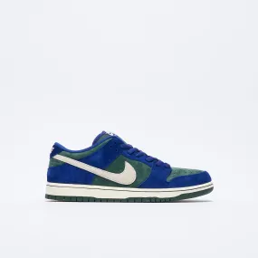 Nike SB - Dunk Low Pro Wildcard (Deep Royal Blue/Sail-Vintage Green)