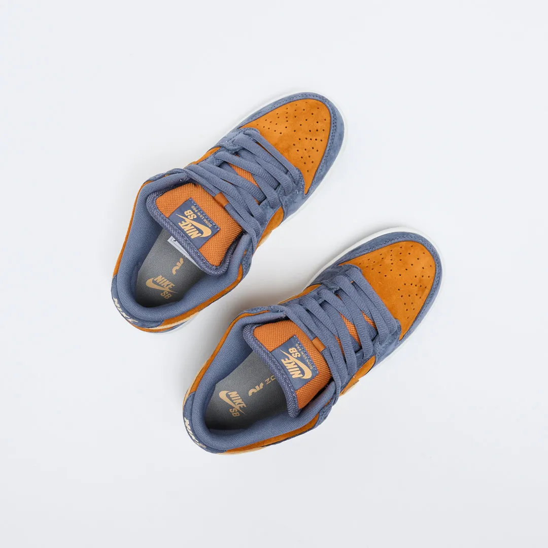 Nike SB -Dunk Low Pro (Light Carbon/Sesame-Monarch-Summit White)