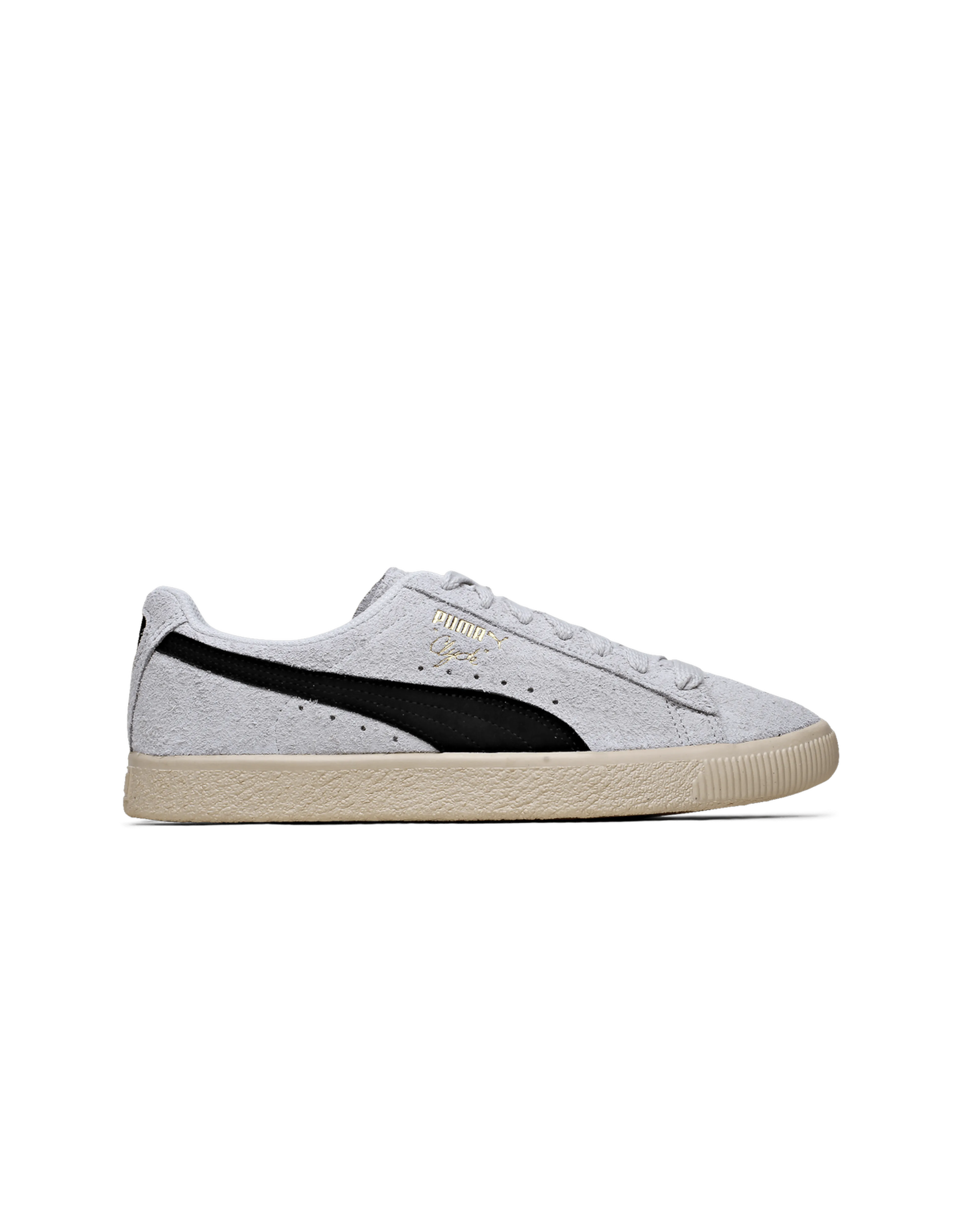 Puma     Clyde Hairy Suede  