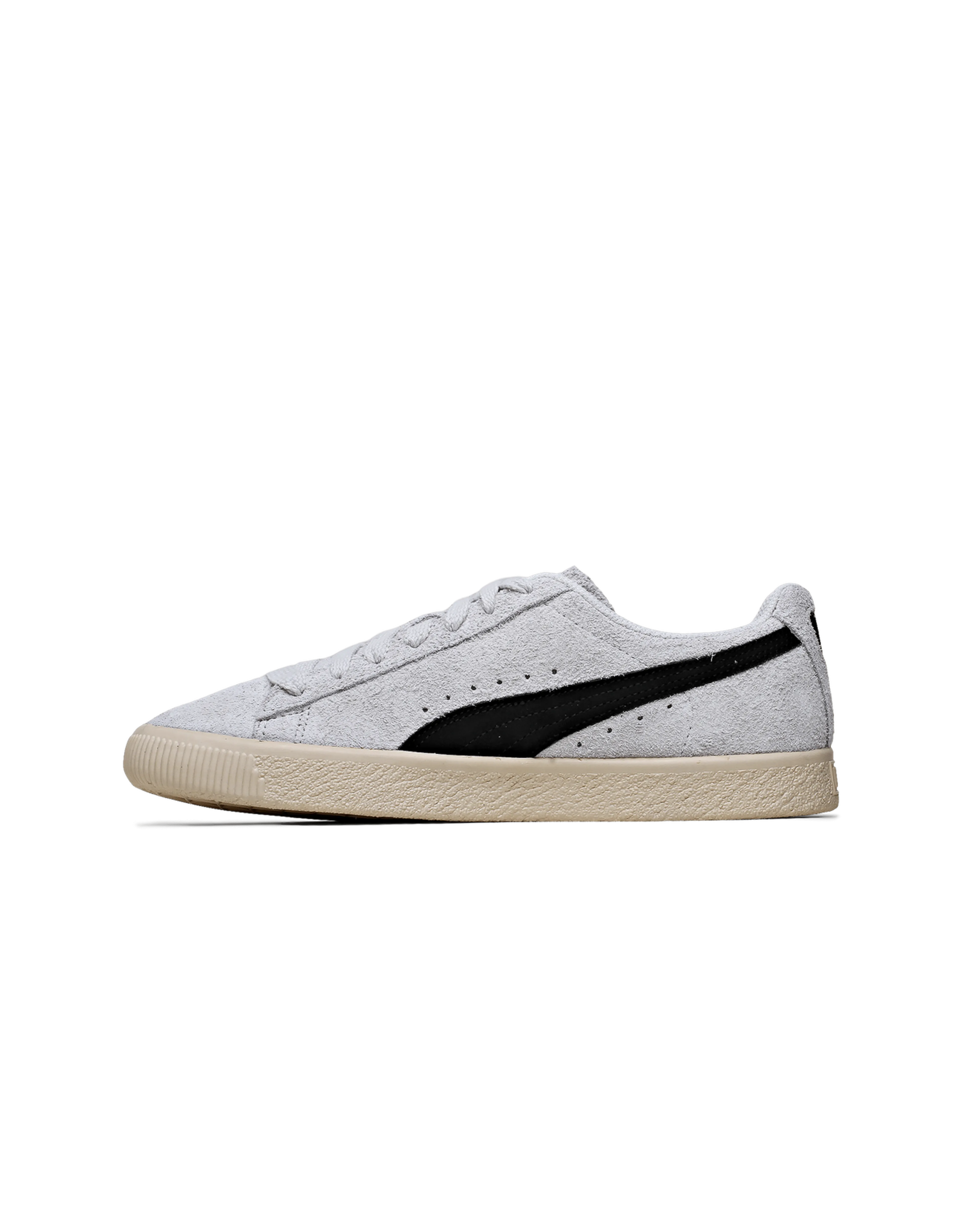 Puma     Clyde Hairy Suede  