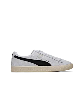 Puma     Clyde Hairy Suede  