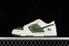 Stussy x Nike SB Dunk Low Off White Green CF3688-008