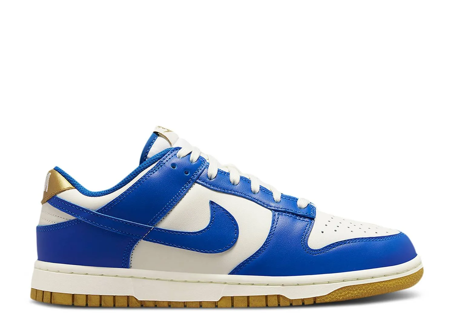 Wmns Nike Dunk Low Kansas City Royals (Myrtle Beach Location)